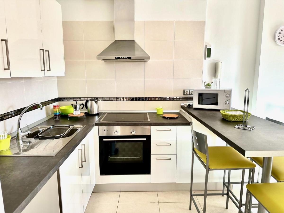 Pambnb - Cozy Seaview Apartment With Gym & Kids Park บาฮามาร์ ภายนอก รูปภาพ
